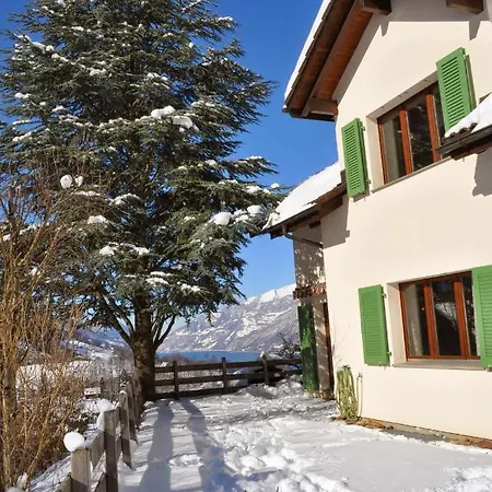 펜션 Romantica - Charming Mountain House With A View